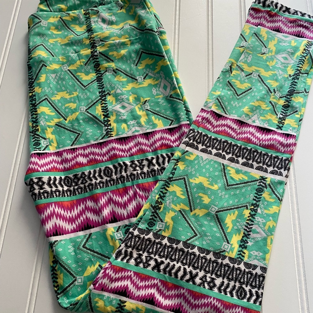 TC Tall and Curvy Lularoe Leggings Brand New